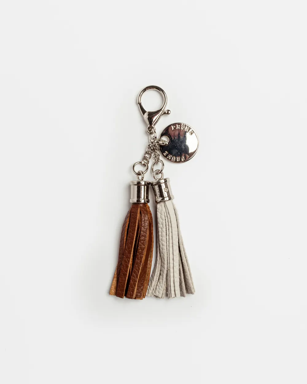 Llavero Charm Kumasi en cuero graneado