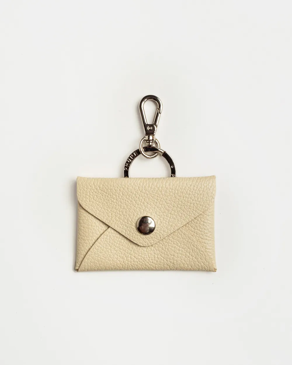Llavero Charm Mila en cuero graneado