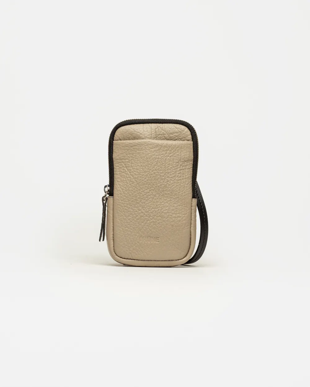 Porta celular Pia en cuero graneado